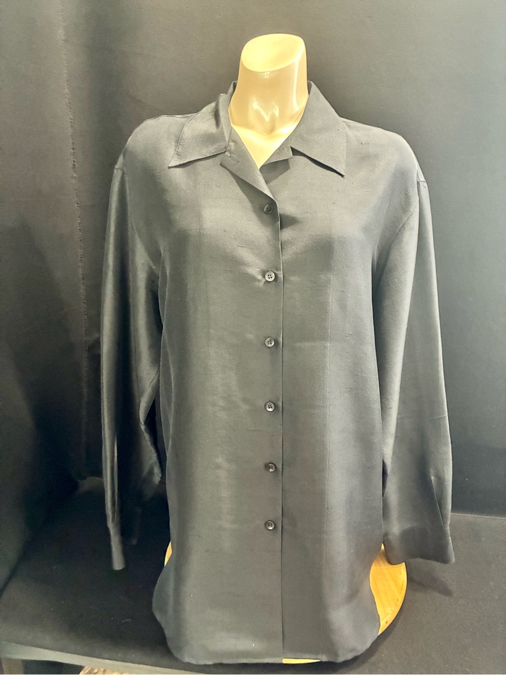 Alexandria 10 💯 Silk Classic Black Button-Up Shirt Oversized Business Casual EUC